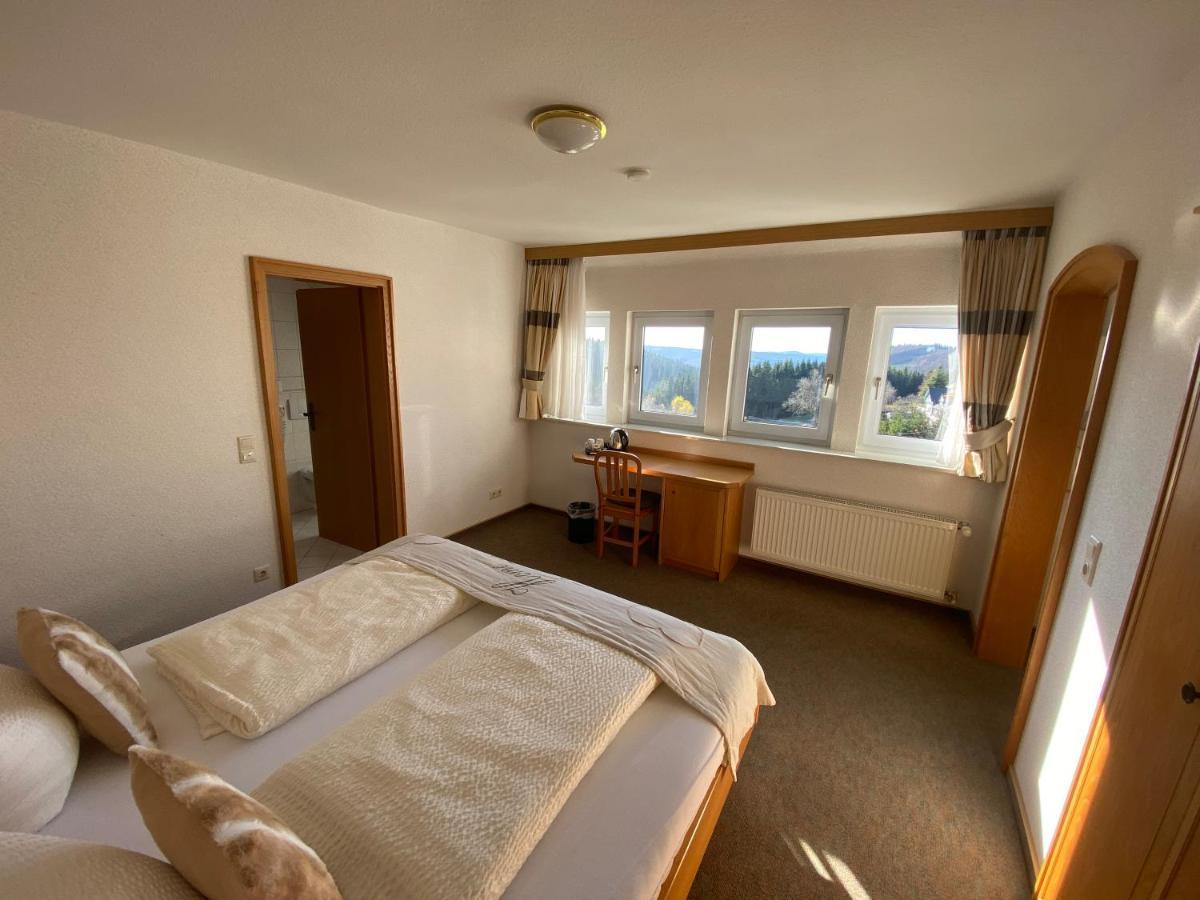 Berghotel Lenneplaetze ヴィンターベルク エクステリア 写真